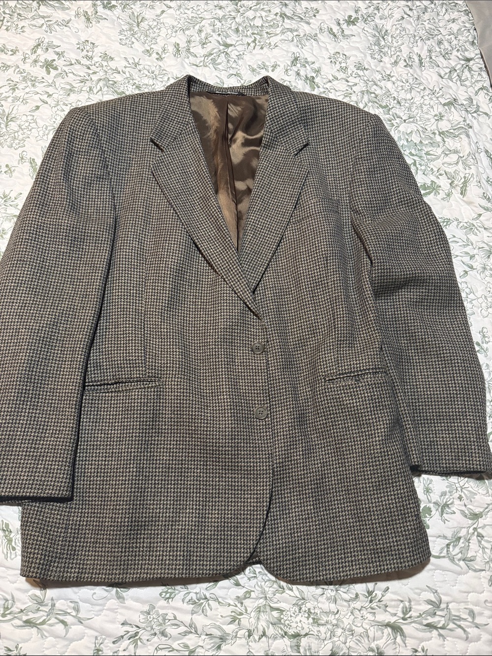 Classic Brown Houndstooth Men's Blazer